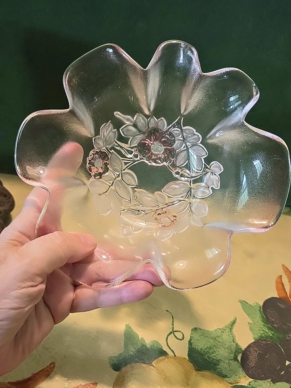Floral Ruffle Bowl Clear & Pink